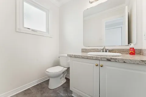 17 Rideaucrest Drive, ON K2G 6A4