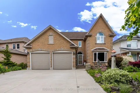 22 Westland Street, ON L2S 3T1