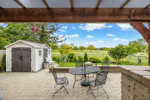 22 Westland Street, ON L2S 3T1