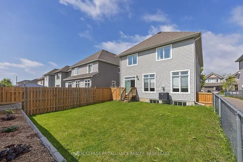 516 Savannah Court, ON K7P 0C4