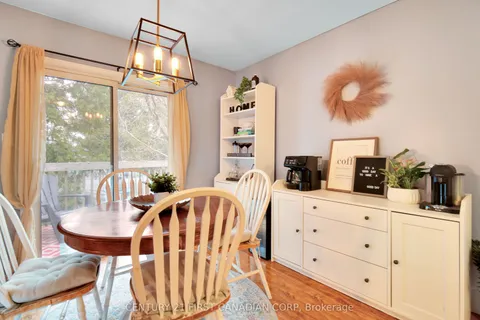 126 Scott Street, ON N7G 1K2