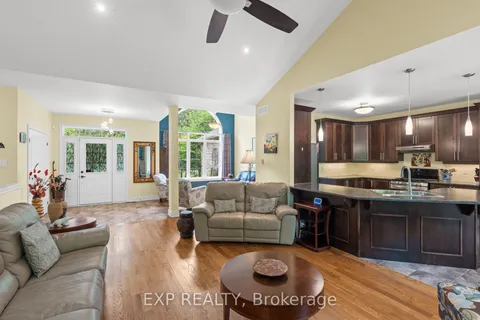 213 Justin Drive, ON K7C 0C4