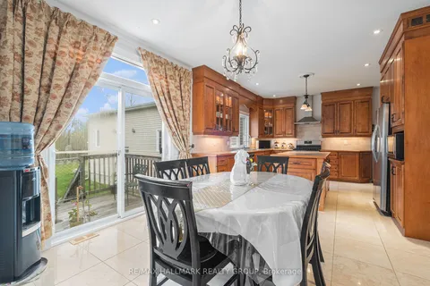 4633 Albion Road, ON K1X 1A4