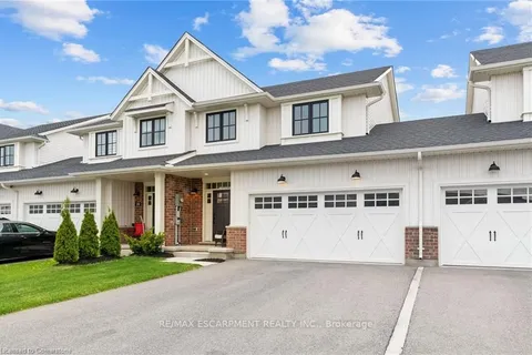 18 Livingston Drive, ON N4G 0J3