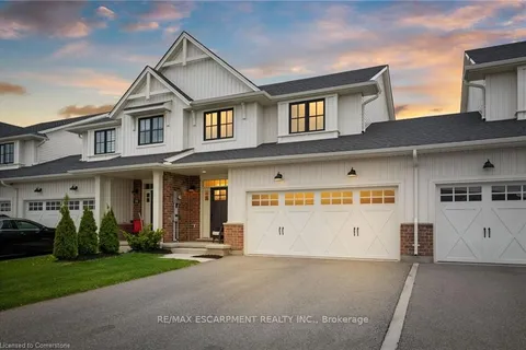 18 Livingston Drive, ON N4G 0J3