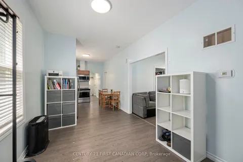 330 Salisbury Street, ON N5Y 3A9