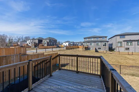 1662 Brookedayle Avenue, ON K7P 0S9