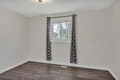 899 Ashdale Crescent, ON K9H 7H6