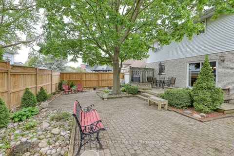14 Blackfoot Place, ON N4T 1E2