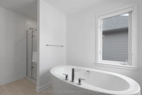 249 Fountainhead Drive, ON K1W 0H4