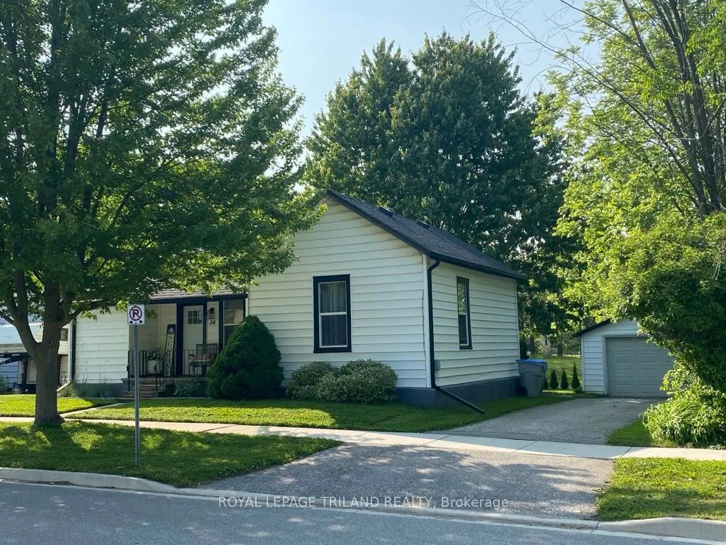 54 Broadway Street, Lambton Shores, ON N0N 1J0