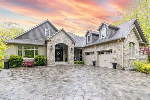 10445 Pinetree Drive, Lambton Shores, ON N0M 1T0