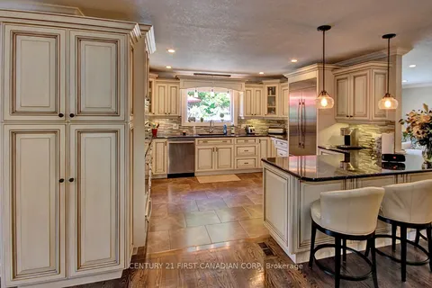 811 Clearview Crescent, ON N6H 4P6