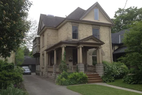 25 Beaconsfield Avenue, ON N6C 1B6