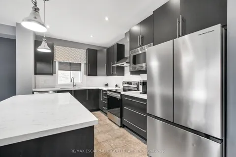 132 Lampman Drive, ON L8W 4A2