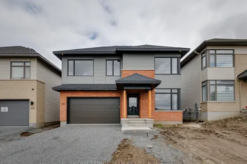 405 Point Grey Terrace, ON K2K 0M5