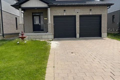 1754 Henrica Avenue, ON N6G 0Y2