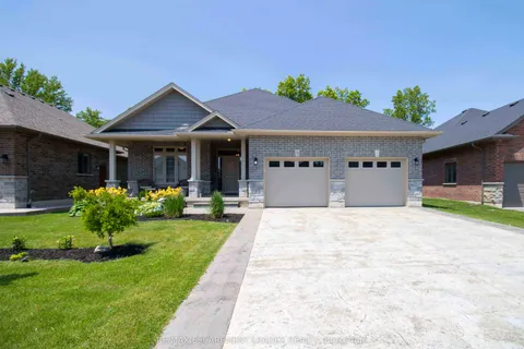 31 Sycamore Drive, ON N0A 1N6