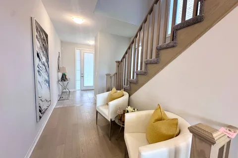 27 Blackburn Street, Cambridge, ON N1S 0E1