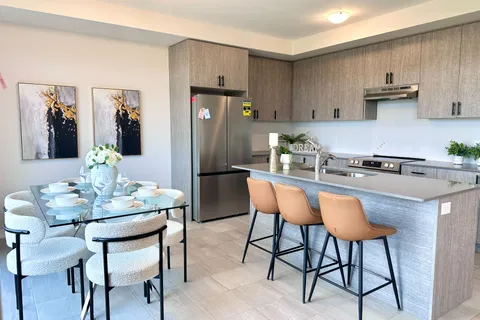 27 Blackburn Street, Cambridge, ON N1S 0E1