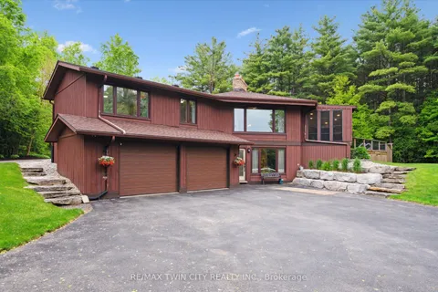 6587 Wellington Road 34 Road, ON N3C 2V4