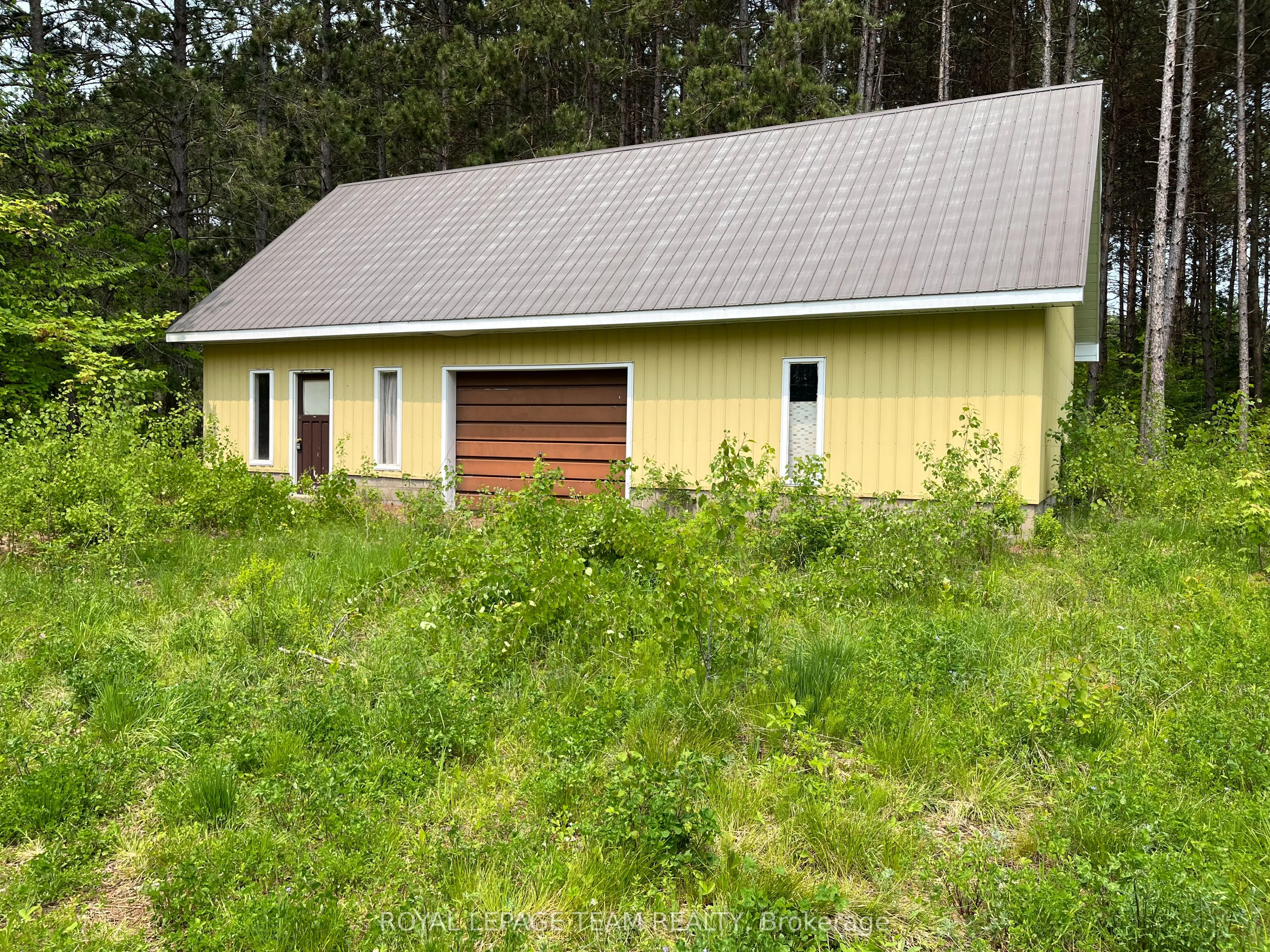 18500 Highway 60 Highway, ON K0J 1B0