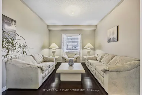 904 O'Reilly Crescent, ON L9V 2S7