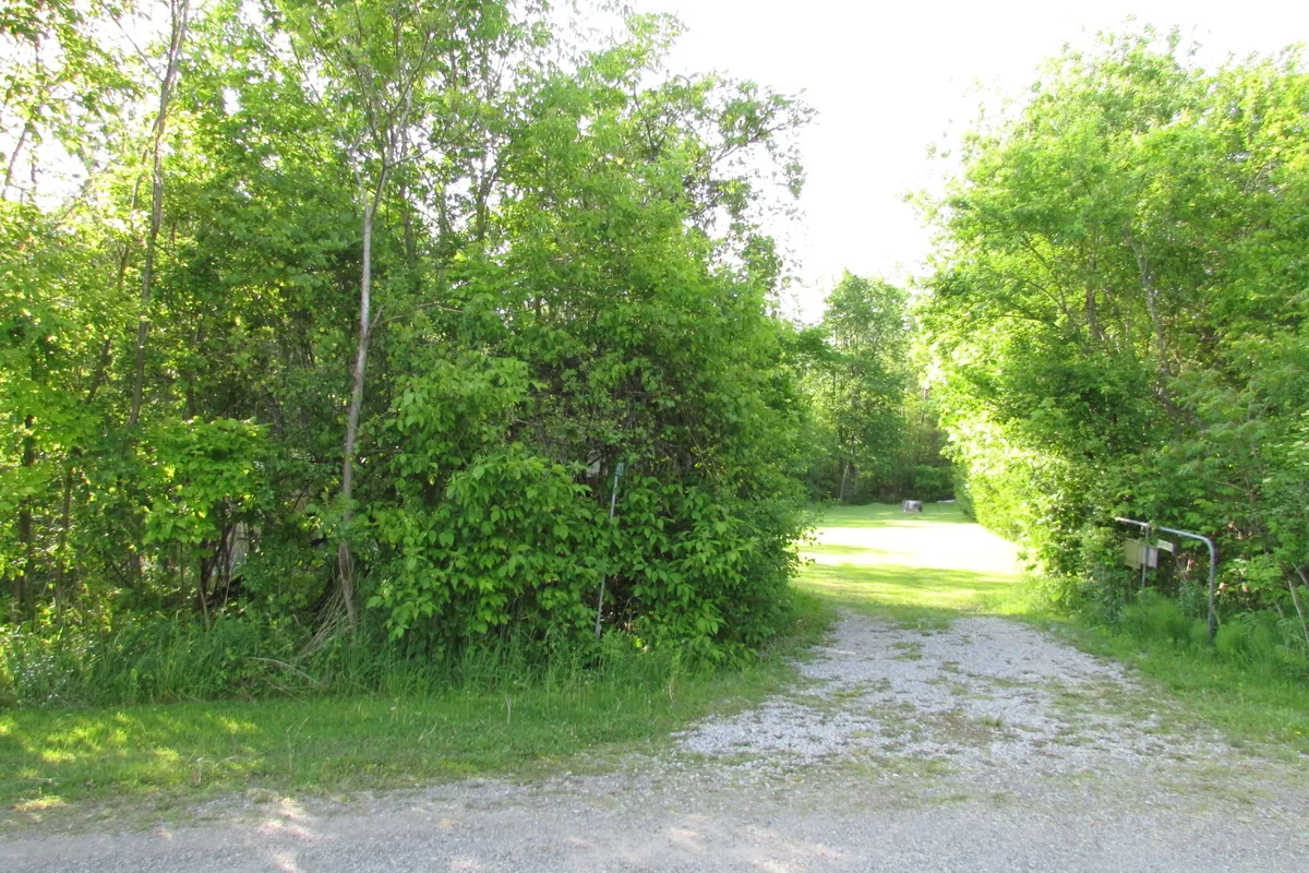 692 North Shore Drive, ON K0L 1B0