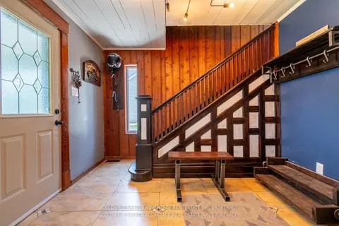 17 Port Robinson Road, Pelham, ON L0S 1E0