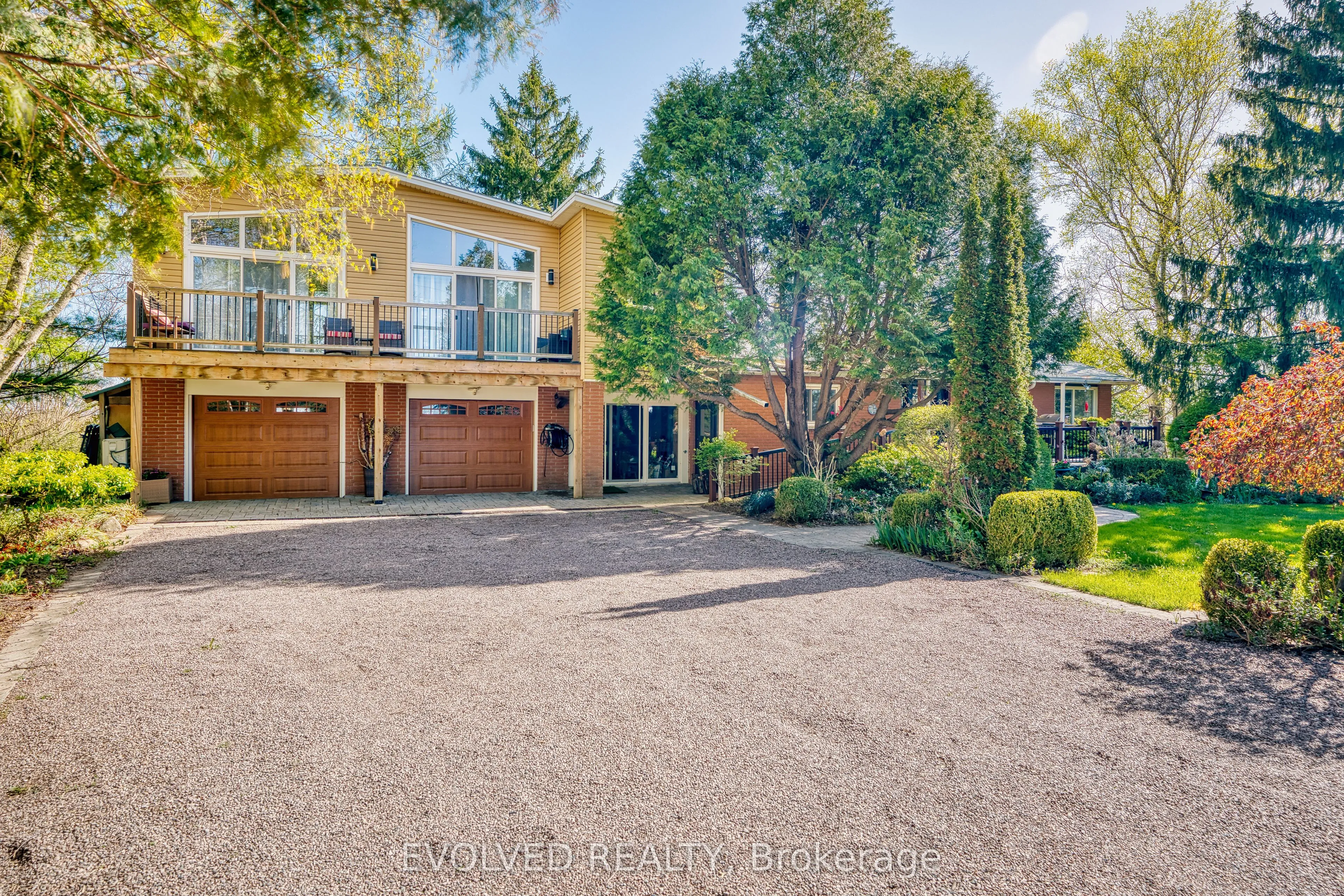 1336 Safari Road, Hamilton, ON L0R 1V0