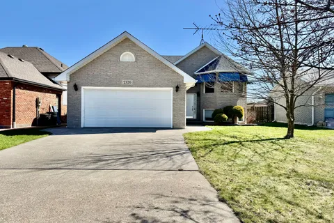 2520 Strawberry Drive, ON N9K 1C3