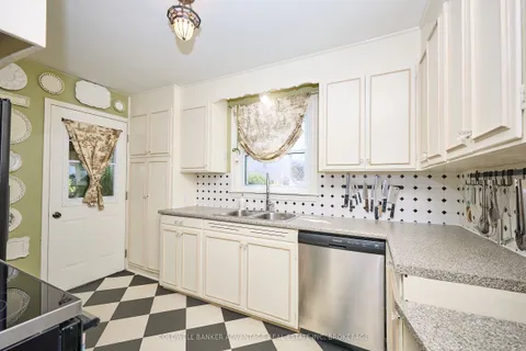 159 Merritt Street, ON L3C 4T7