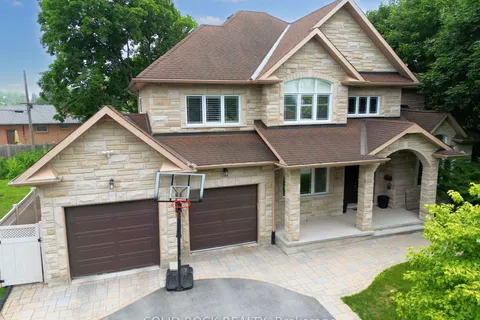 120 Rossland Avenue, ON K2G 2L3