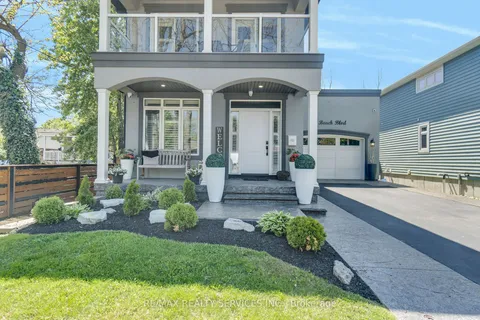 958 Beach Boulevard, ON L8H 6Z4