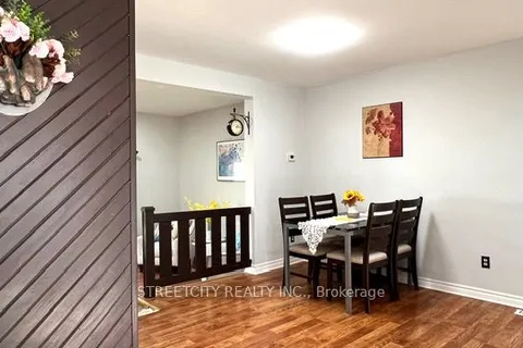 1827 Aldersbrook Gate, ON N6G 3M4