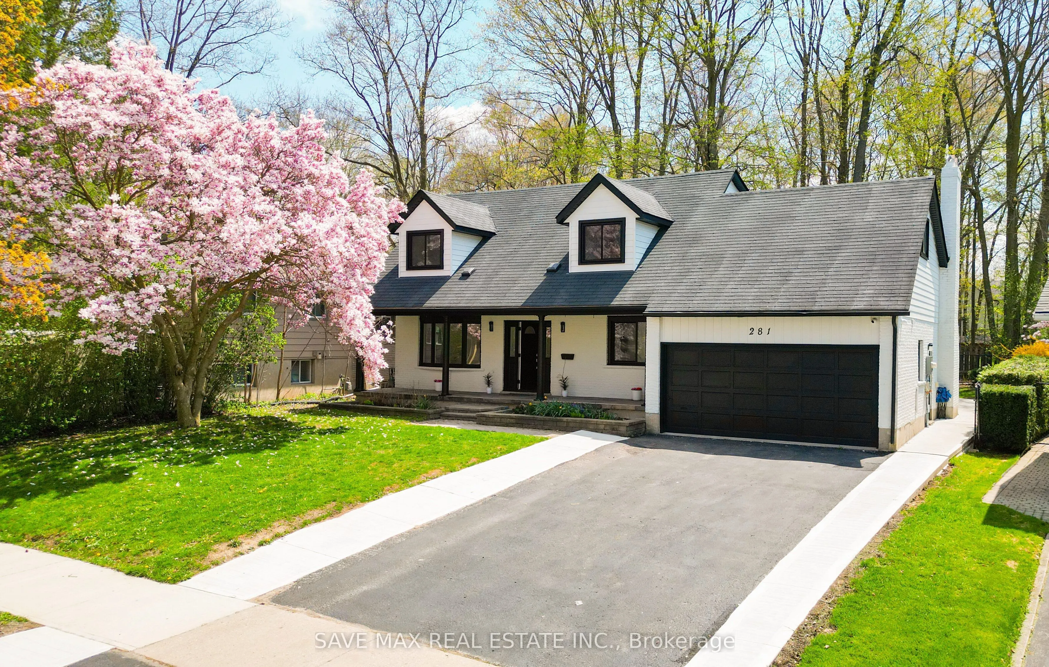 281 PARKMOUNT Drive, ON N2L 5R4