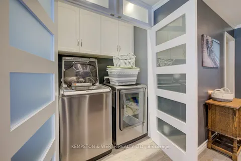 194 Queen Street, ON N0G 1B0