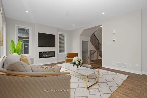 336 Peninsula Road, ON K2J 7L9