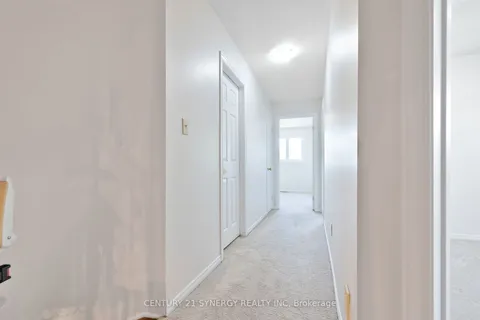 861 KARSH Drive, ON K1G 4T9