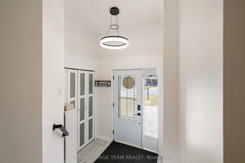 19 Armadale Crescent, ON K2J 4A4