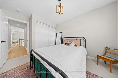 355 Crossway Terrace, ON K2S 2Z3