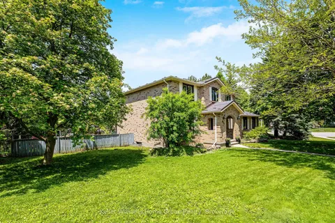 460 Branstone Drive, Waterloo, ON N2T 1P4