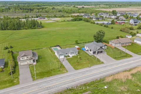 2833 Dunrobin Road, ON K0A 1T0