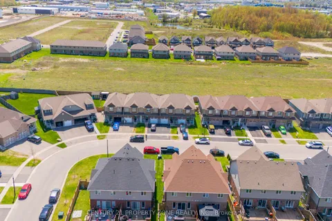 1482 Caen Avenue, ON N4T 0J7