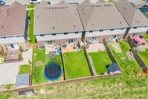 1482 Caen Avenue, ON N4T 0J7