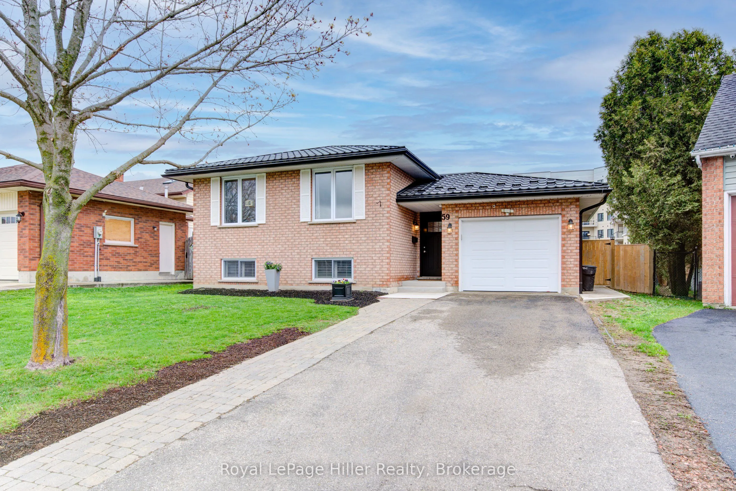 59 Sprung Court, ON N4Z 1G7