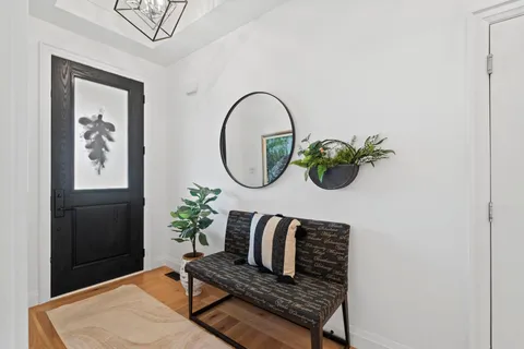 1 Creek Side Place, ON N0M 1T0