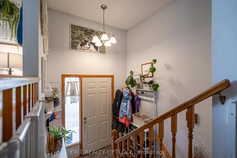 2519 Foxmeadow Road, ON K9L 1X2