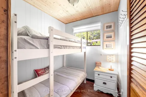 821 Bruce Road 13 Road, ON N0H 2G0