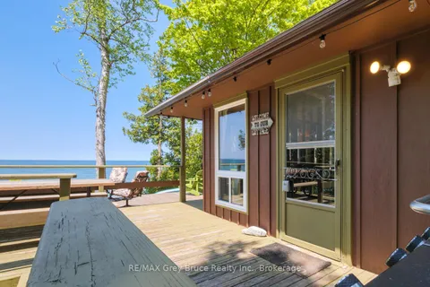 821 Bruce Road 13 Road, ON N0H 2G0